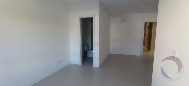 Apartamento na Carvoeira com 1dormitório e 1 vaga - 35m²: 6ª foto da galeria de imagens do imóvel
