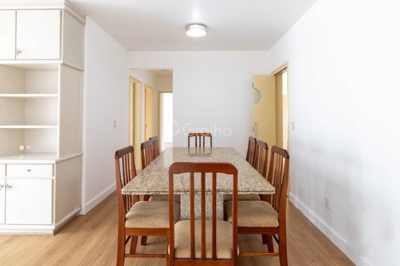 Apartamento no Centro com 3 dormitórios, sendo 1 suíte, 1 vaga: 2ª foto da galeria de imagens do imóvel