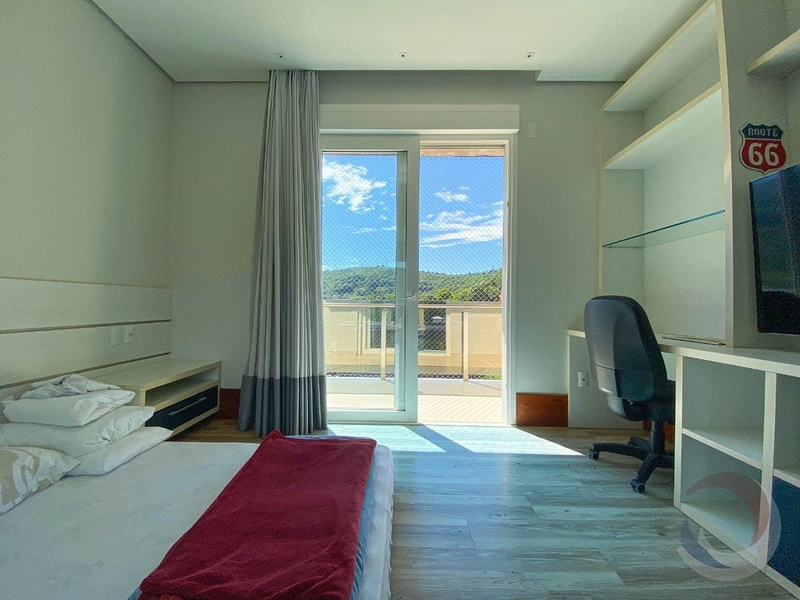 Casa alto padrão no Itacurubi com 4 suítes e 4 vagas - 560m²: 45ª foto da galeria de imagens do imóvel