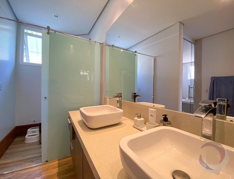 Casa alto padrão no Itacurubi com 4 suítes e 4 vagas - 560m²: 57ª foto da galeria de imagens do imóvel