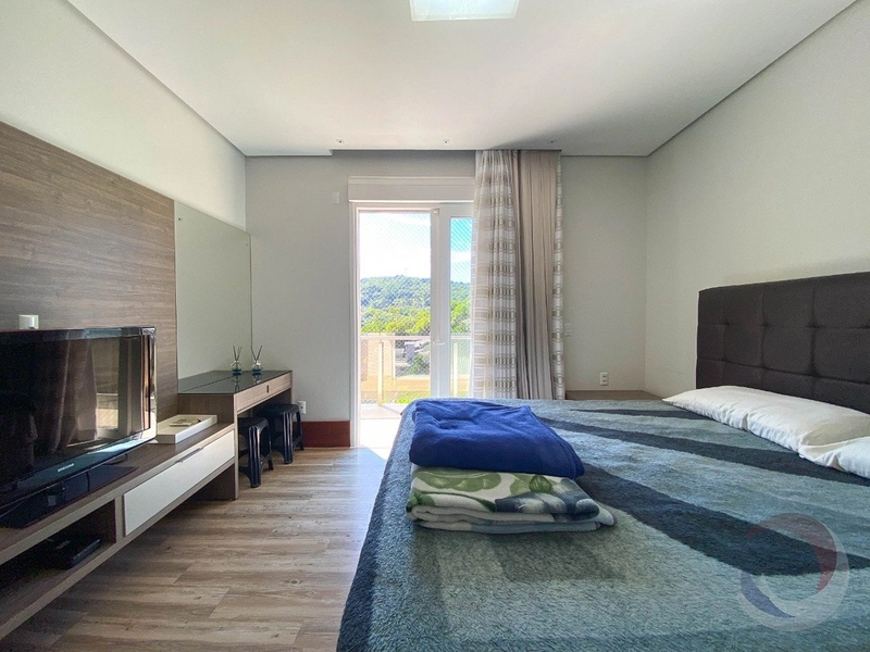 Casa alto padrão no Itacurubi com 4 suítes e 4 vagas - 560m²: 52ª foto da galeria de imagens do imóvel