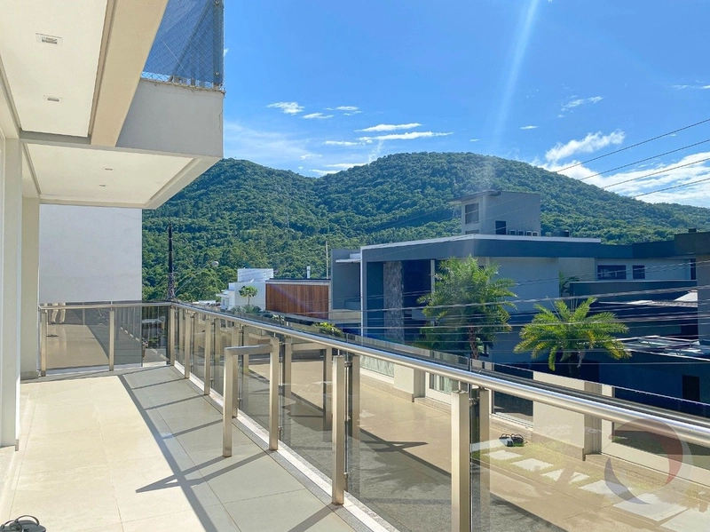 Casa alto padrão no Itacurubi com 4 suítes e 4 vagas - 560m²: 21ª foto da galeria de imagens do imóvel