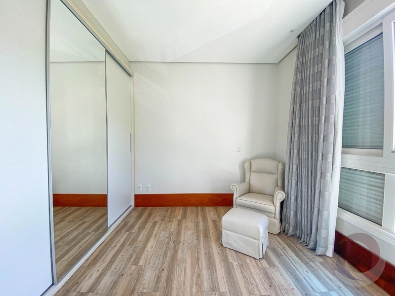 Casa alto padrão no Itacurubi com 4 suítes e 4 vagas - 560m²: 51ª foto da galeria de imagens do imóvel