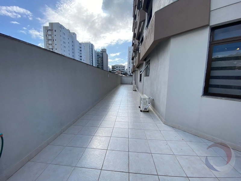 Apartamento no Centro com 3 dormitórios, sendo 1 suíte e 2 vagas: 2ª foto da galeria de imagens do imóvel