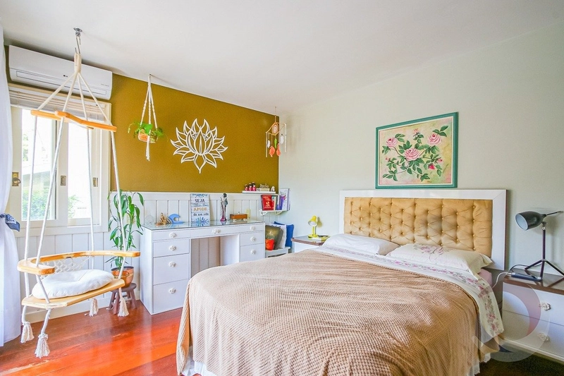 Casa na Lagoa da Conceição a venda com 5 dormitórios 3 suítes: 16ª foto da galeria de imagens do imóvel