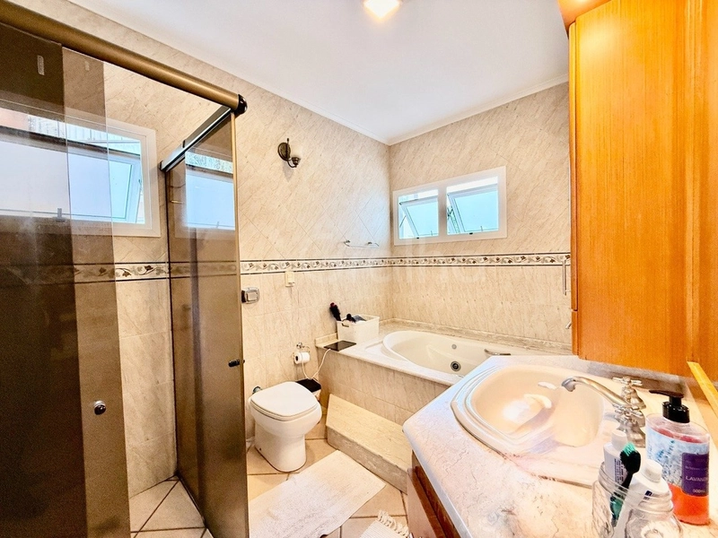 Casa em Cacupé  em Condomínio fechado com 4 quartos 2 suítes e 3 vagas: 30ª foto da galeria de imagens do imóvel