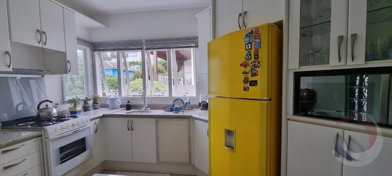 Casa em Cacupé em Condomínio fechado com 3 quartos 1 suíte e 2 vagas: 16ª foto da galeria de imagens do imóvel