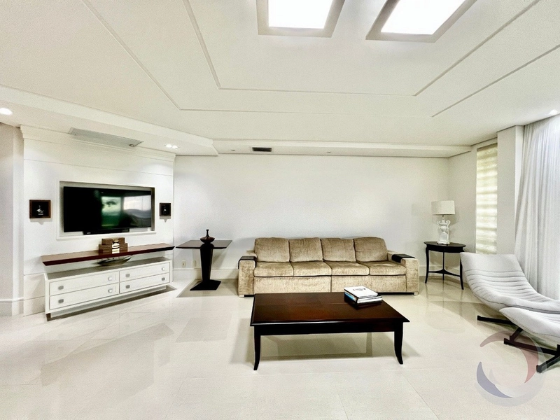 Apartamento em Coqueiros com 3 suítes 3 vagas Vista Mar: 35ª foto da galeria de imagens do imóvel