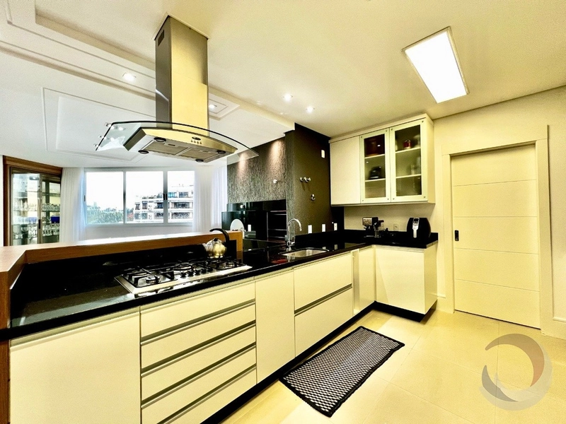 Apartamento em Coqueiros com 3 suítes 3 vagas Vista Mar: 21ª foto da galeria de imagens do imóvel