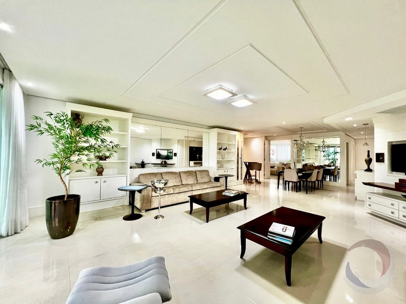 Apartamento em Coqueiros com 3 suítes 3 vagas Vista Mar: 12ª foto da galeria de imagens do imóvel