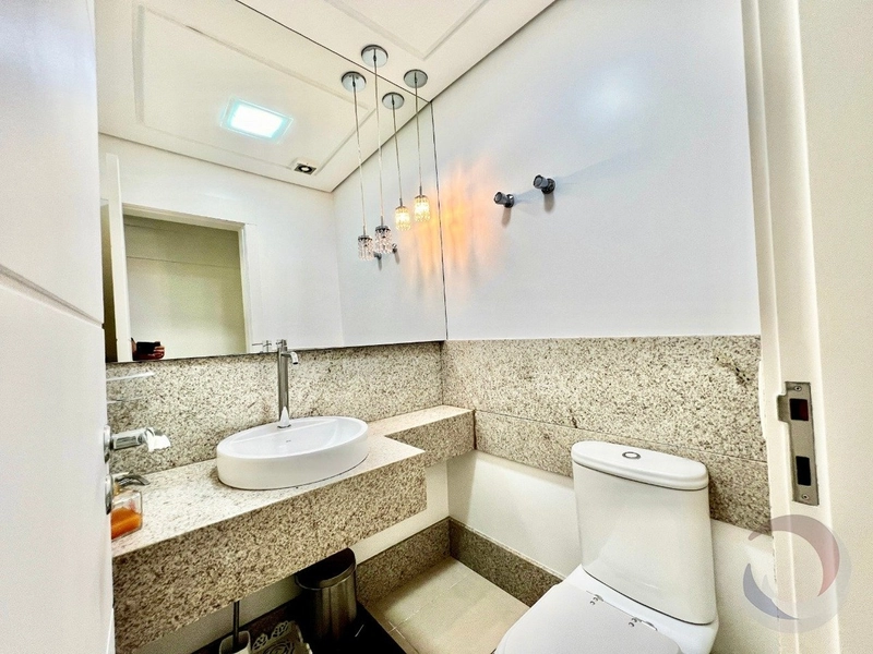 Apartamento em Coqueiros com 3 suítes 3 vagas Vista Mar: 25ª foto da galeria de imagens do imóvel