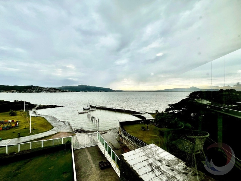 Apartamento em Coqueiros com 3 suítes 3 vagas Vista Mar: 38ª foto da galeria de imagens do imóvel