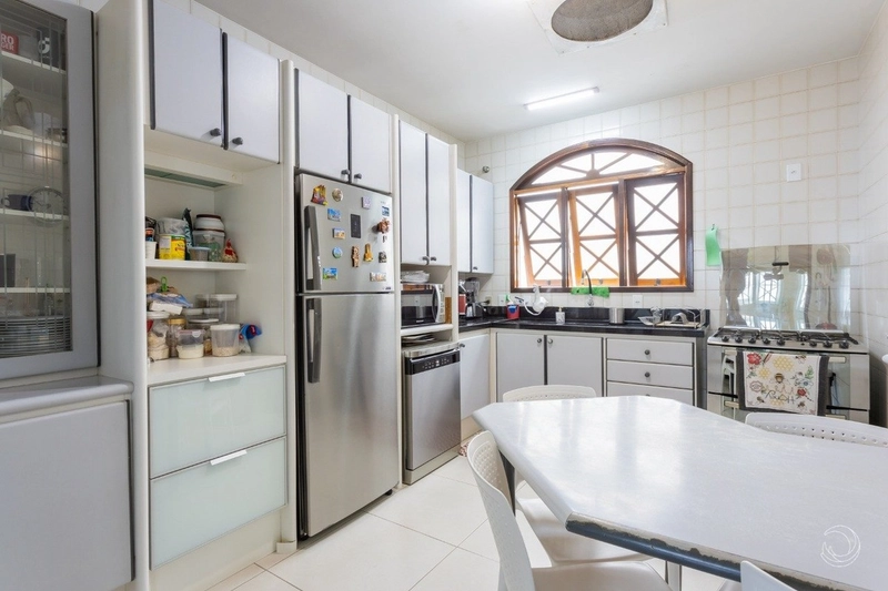 Casa à venda no Bom Abrigo  com 5 quartos sendo 2 suítes e 4 vagas: 13ª foto da galeria de imagens do imóvel