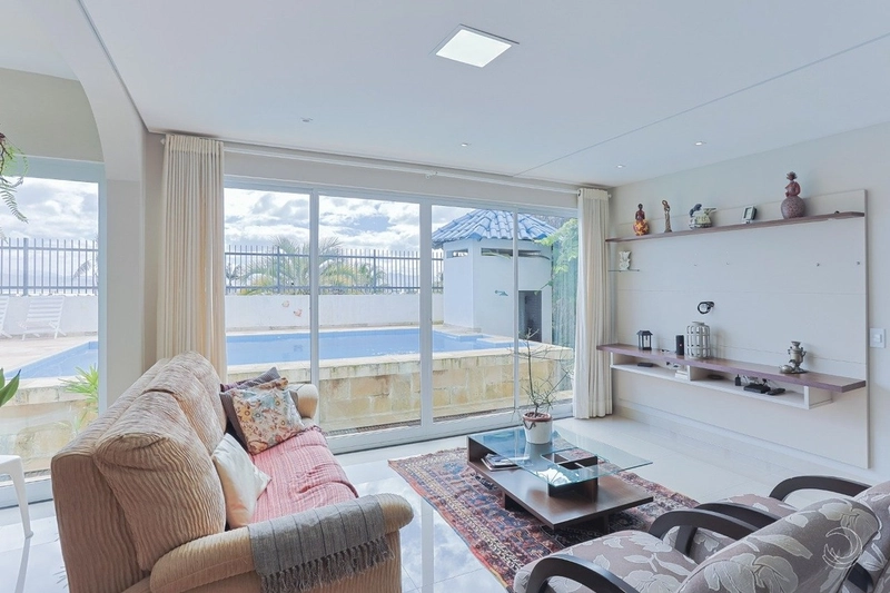 Casa à venda no Bom Abrigo  com 5 quartos sendo 2 suítes e 4 vagas: 4ª foto da galeria de imagens do imóvel