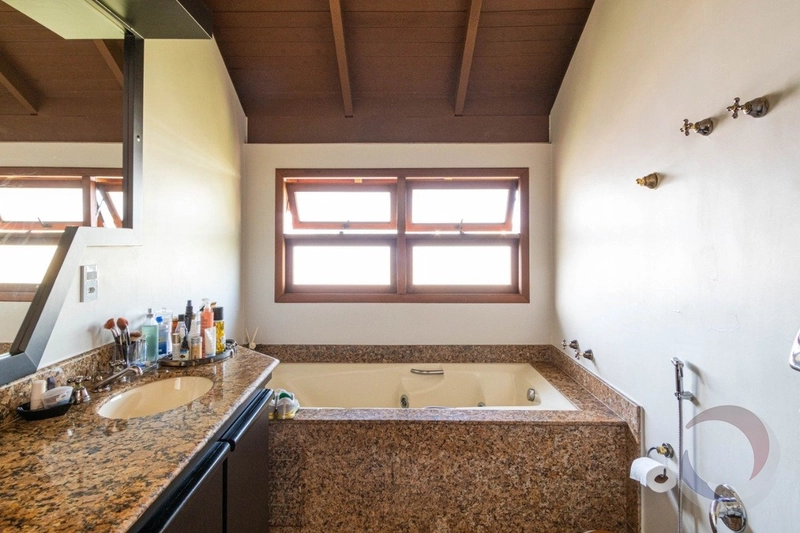 Casa no João Paulo com 4 dormitórios sendo 2 suítes e 2 vagas: 50ª foto da galeria de imagens do imóvel