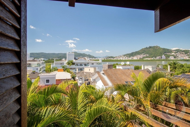 Casa no João Paulo com 4 dormitórios sendo 2 suítes e 2 vagas: 21ª foto da galeria de imagens do imóvel