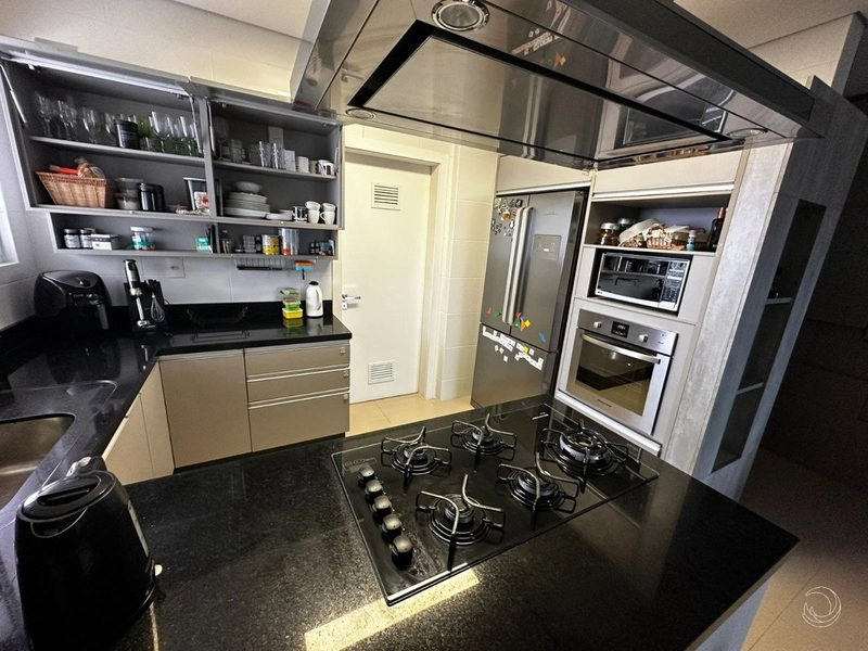 Apartamento Estreito com 3 dormitórios, sendo 1 suíte e 2 vagas: 18ª foto da galeria de imagens do imóvel