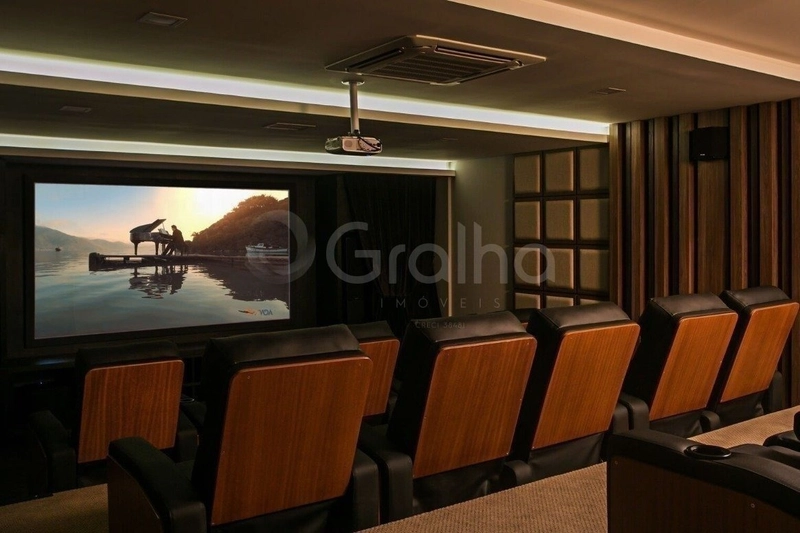 Apartamento na Beira Mar com 2 suítes e 1 vaga com 94m²: 1ª foto da galeria de imagens do imóvel