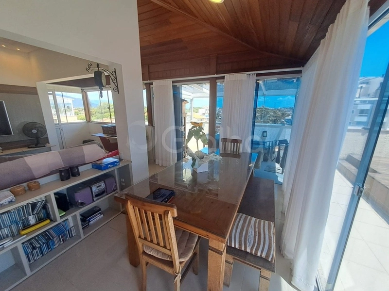 Cobertura no Campeche com 3 dormitórios sendo 1 suíte e 2 vagas: 13ª foto da galeria de imagens do imóvel