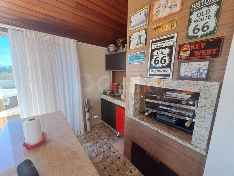 Cobertura no Campeche com 3 dormitórios sendo 1 suíte e 2 vagas: 8ª foto da galeria de imagens do imóvel