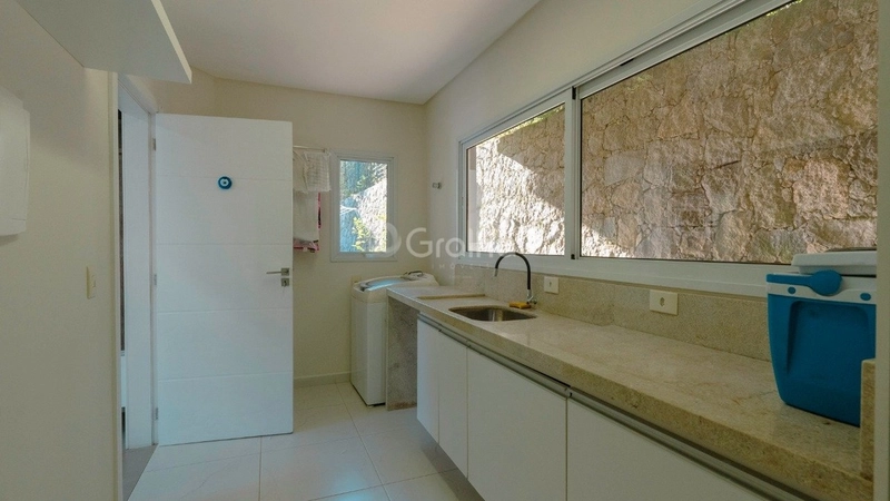 Casa em Santo Antônio de Lisboa com 3 dormitórios 3 suítes e 6 vgs: 14ª foto da galeria de imagens do imóvel