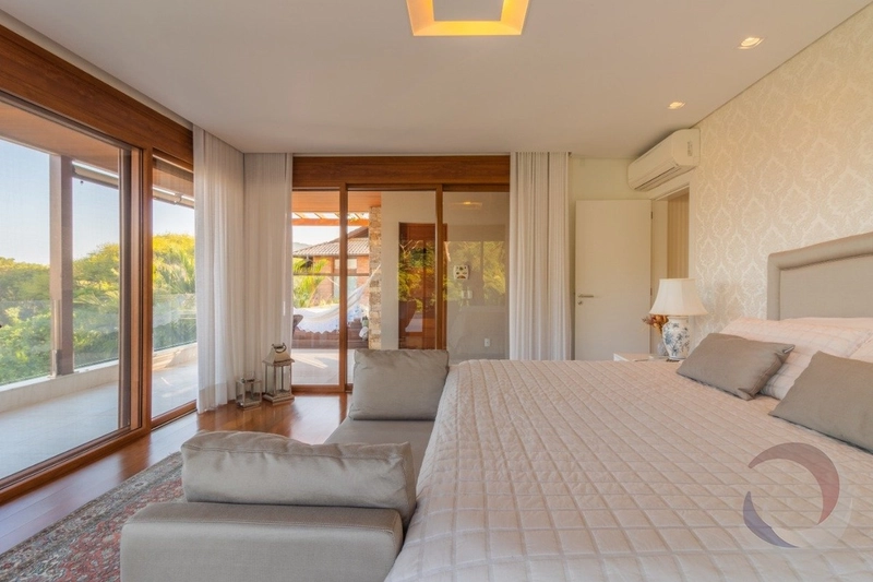Magnífica Casa em condomínio fechado na Lagoa com 3 suítes e 4 vagas: 38ª foto da galeria de imagens do imóvel