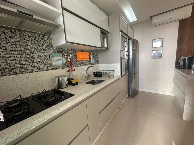 Apartamento no Itacurubi com 3 dormitórios, sendo 1 suítes com 3 vgs: 10ª foto da galeria de imagens do imóvel