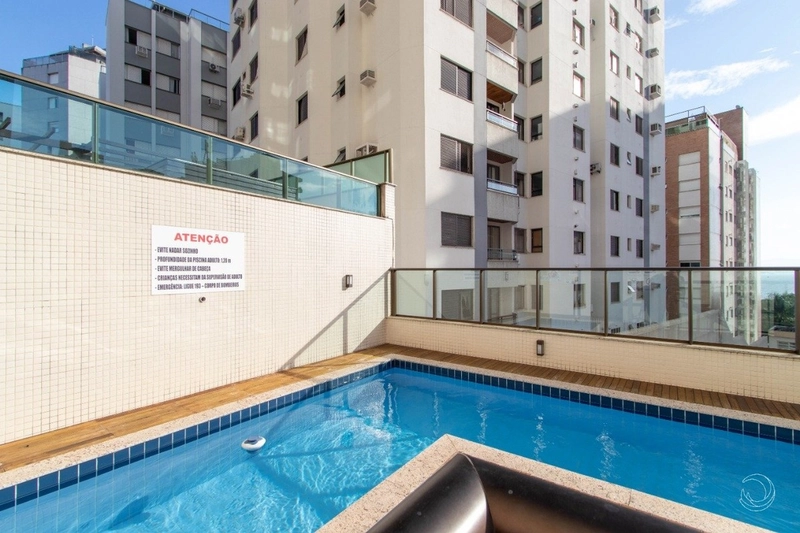 Apartamento na Agronômica com 2 dormitórios, sendo 1 suíte e 2 vagas: 35ª foto da galeria de imagens do imóvel