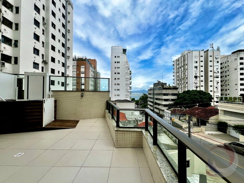 Apartamento na Agronômica com 2 dormitórios, sendo 1 suíte e 2 vagas: 32ª foto da galeria de imagens do imóvel