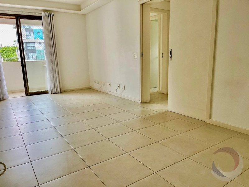 Apartamento no Centro com 2 dormitórios, sendo 1 suíte e 1 vaga: 2ª foto da galeria de imagens do imóvel