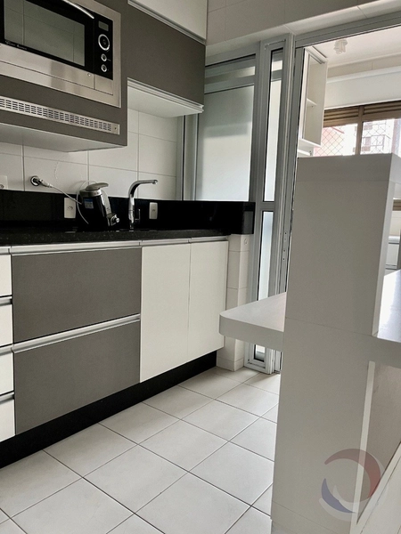 Apartamento no Centro com 2 dormitórios, sendo 1 suíte e 1 vaga: 4ª foto da galeria de imagens do imóvel