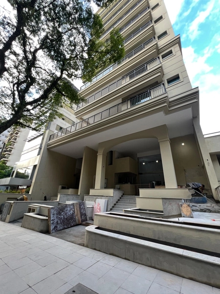 Apartamento no Centro  com 3 suítes, 2 vagas de garagem: 1ª foto da galeria de imagens do imóvel