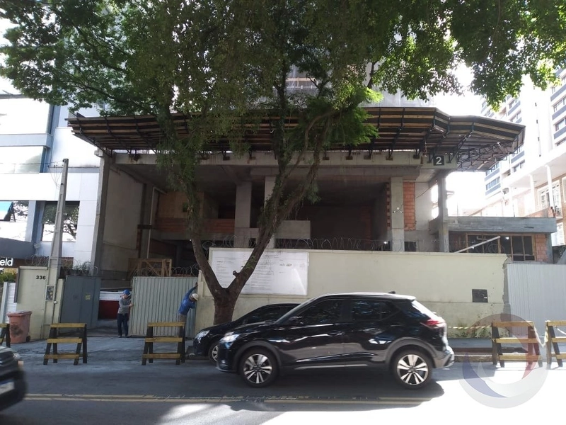 Apartamento no Centro com 3 suítes, 2 vagas de garagem: 3ª foto da galeria de imagens do imóvel