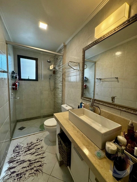 Apartamento no Centro com 4 dormitórios, sendo 2 suítes e 2 vagas: 24ª foto da galeria de imagens do imóvel