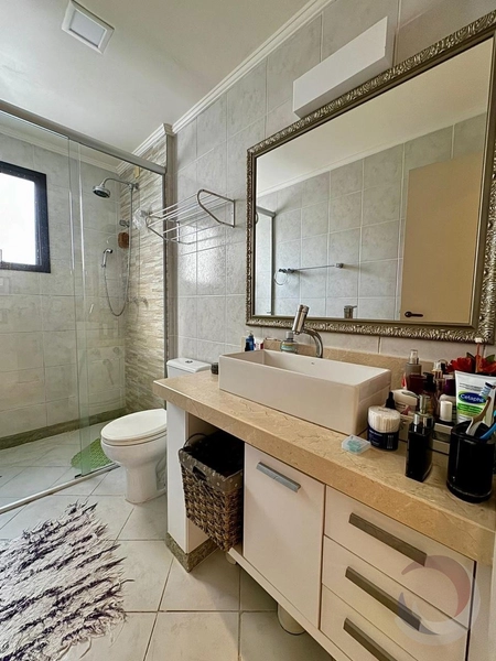 Apartamento no Centro com 4 dormitórios, sendo 2 suítes e 2 vagas: 11ª foto da galeria de imagens do imóvel