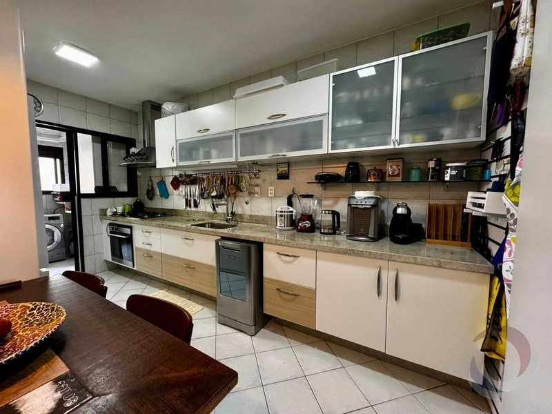 Apartamento no Centro com 4 dormitórios, sendo 2 suítes e 2 vagas: 18ª foto da galeria de imagens do imóvel