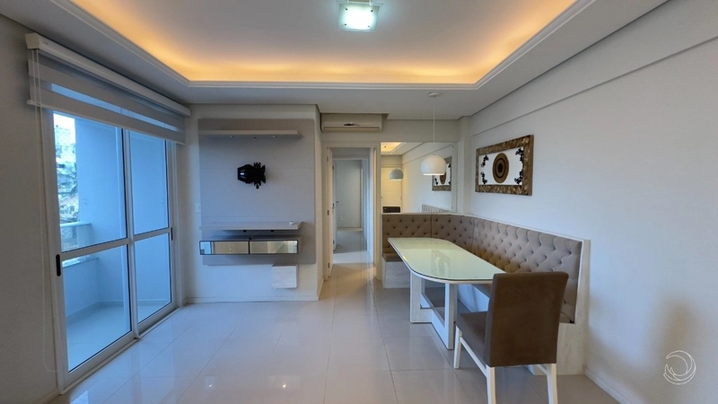 Apartamento a venda no Estreito com 2 dormitórios 1 suíte e 2 vagas: 1ª foto da galeria de imagens do imóvel