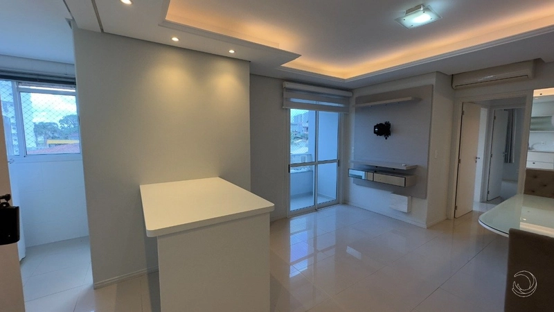 Apartamento a venda no Estreito com 2 dormitórios 1 suíte e 2 vagas: 2ª foto da galeria de imagens do imóvel