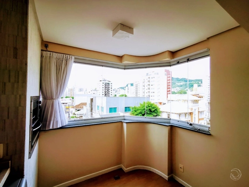 Cobertura no Centro com 3 dormitórios 1 suíte e 2 vagas - 79m²: 5ª foto da galeria de imagens do imóvel