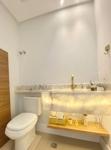 Apartamento na Agronomia com 2 Dormitórios 1 suíte e 2 vagas  79m²: 4ª foto da galeria de imagens do imóvel