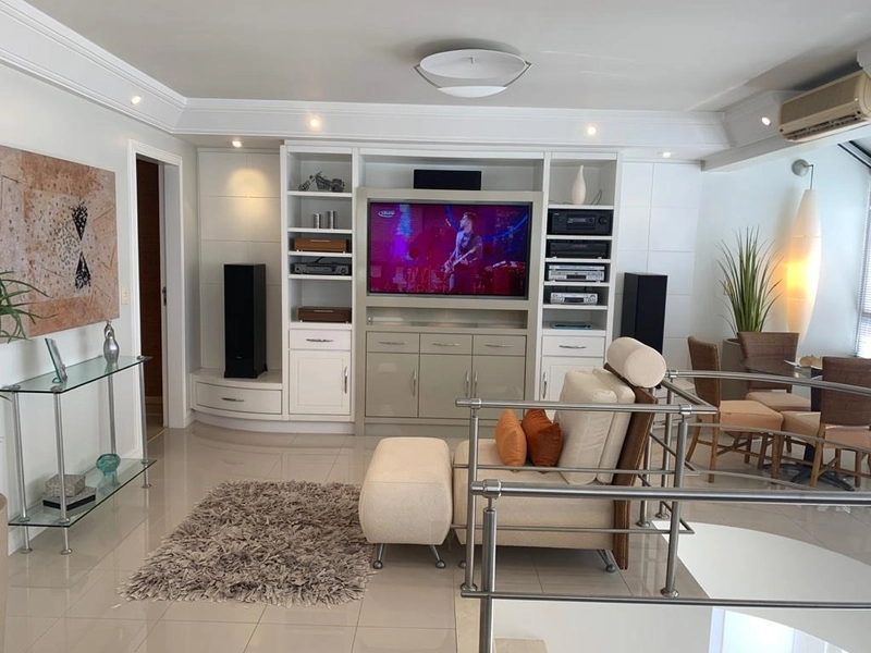 Cobertura Duplex no Centro com 3 dormitórios 1 suítes e 2 vagas: 24ª foto da galeria de imagens do imóvel