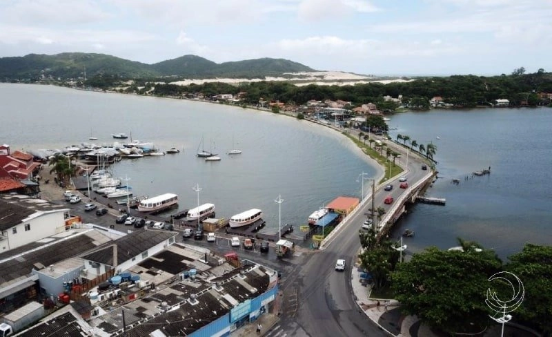 Excelente terreno à venda na Lagoa da Conceição com 425m²: 1ª foto da galeria de imagens do imóvel