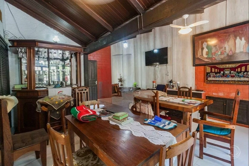 Casa no Itaguaçu a venda com 4 dormitórios sendo 2 suítes 2 vagas: 14ª foto da galeria de imagens do imóvel