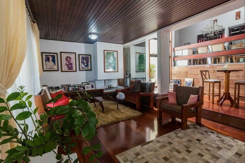 Casa no Itaguaçu a venda com 4 dormitórios sendo 2 suítes 2 vagas: 2ª foto da galeria de imagens do imóvel