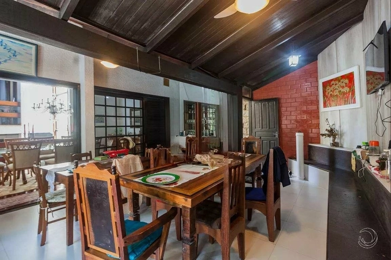 Casa no Itaguaçu a venda com 4 dormitórios sendo 2 suítes 2 vagas: 15ª foto da galeria de imagens do imóvel
