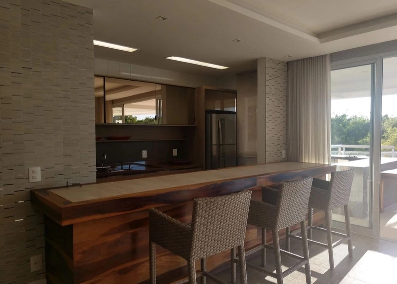 Apartamento na Cachoeira do Bom Jesus com 4 suítes e 3 vagas - 224m²: 14ª foto da galeria de imagens do imóvel