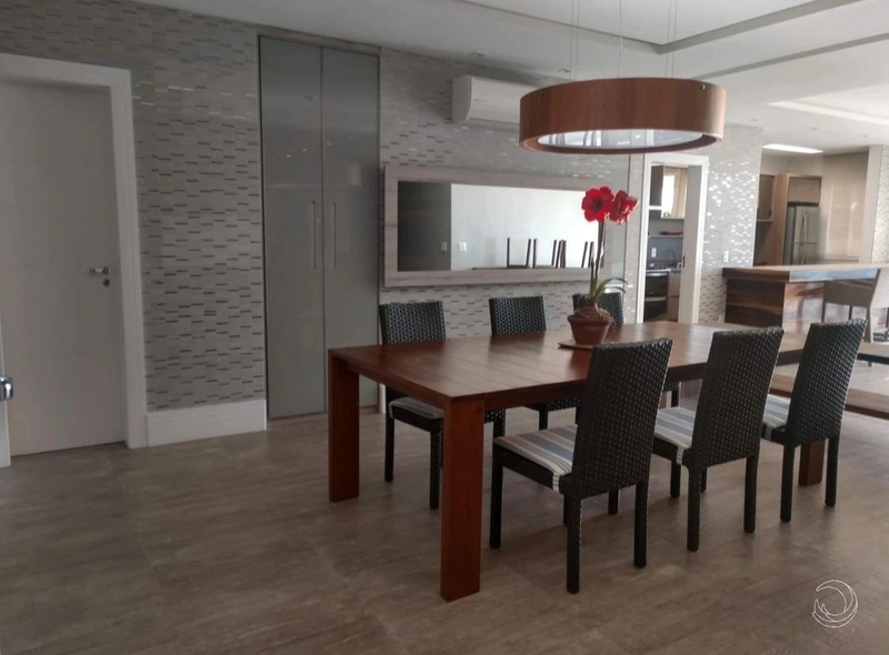 Apartamento na Cachoeira do Bom Jesus com 4 suítes e 3 vagas - 224m²: 2ª foto da galeria de imagens do imóvel