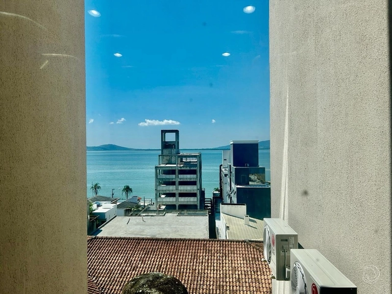Apartamento em Coqueiros novo com 1 dormitórios e 1 vaga: 25ª foto da galeria de imagens do imóvel