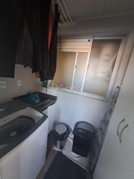 Apartamento em Coqueiros com 2 dormitórios, sendo 1 suítes e 1 vaga: 17ª foto da galeria de imagens do imóvel