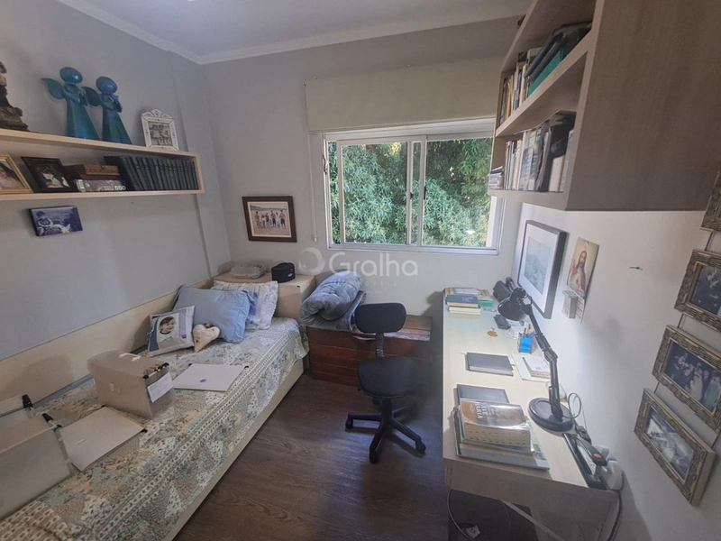 Apartamento em Coqueiros com 2 dormitórios, sendo 1 suítes e 1 vaga: 5ª foto da galeria de imagens do imóvel